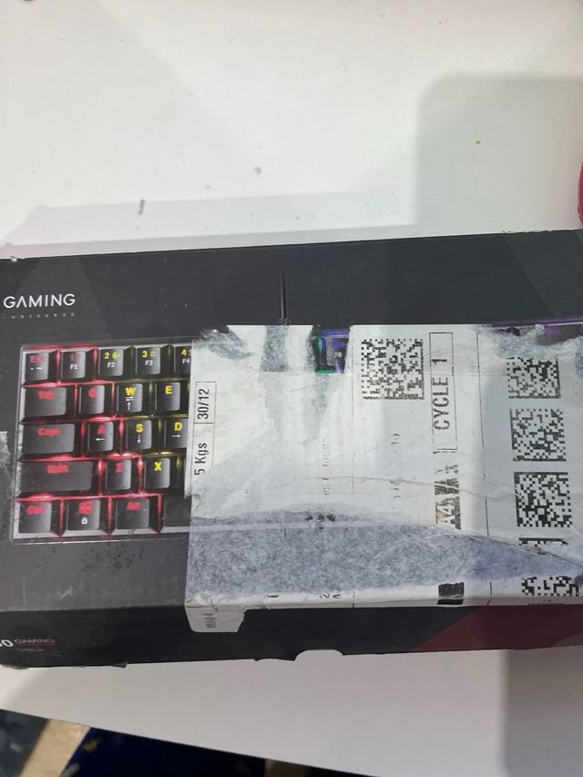 Teclado ML 60 con luces gaming