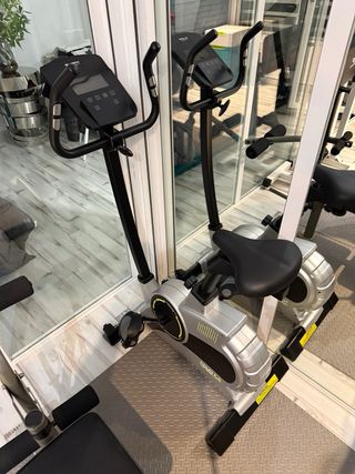 Bicicleta Estática Bluefin Fitness Tour 5.0