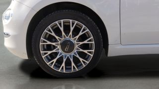 Fiat 500 1.0 Hybrid Dolcevita 51 kW (70 CV)