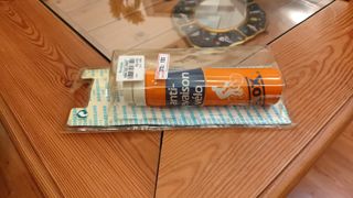 Pack Casco Bici, Bote Líquido y Spray Pinchazos