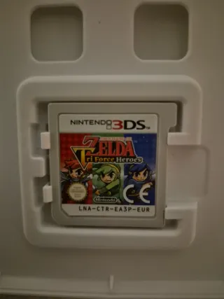 The Legend of Zelda: Tri Force Heroes (3DS)