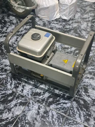 Generador Eléctrico a Gasolina