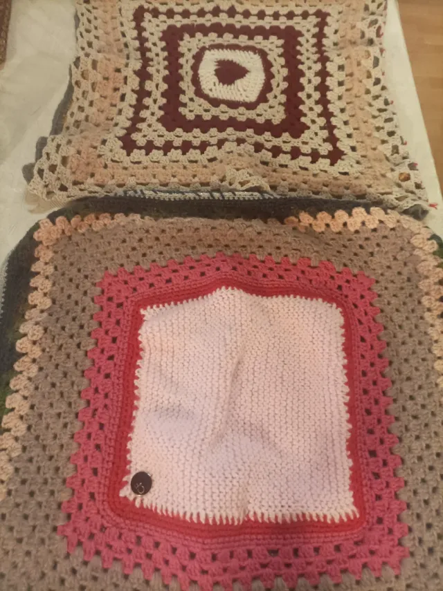 Coppia Copricuscini Fatti a Mano