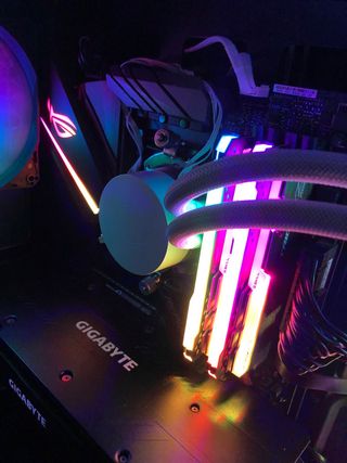 PC Gaming ASUS ROG, G.Skill, Gigabyte precio priv