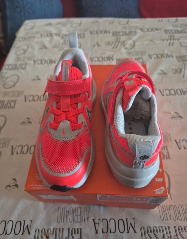 Nike Cosmic Runner Talla 28.5