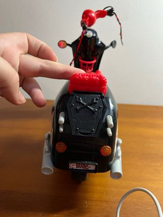 Monster High Muñeca y Moto