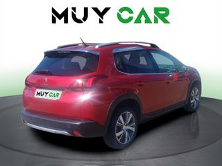 Peugeot 2008 BlueHDi 100 Allure 73 kW (100 CV)