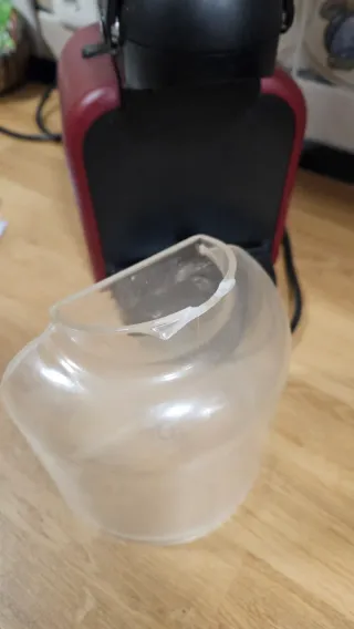 Cafetera Nespresso DeLonghi Roja