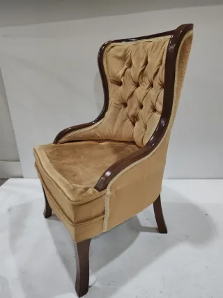 Butaca descalzadora sillón     terciopelo mostaza