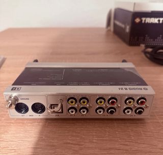 Traktor Scratch Pro A8 DJ