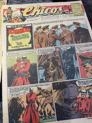 55 Comics Chicos años 40,Tragedia en Oriente,etc..