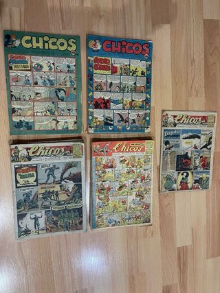 55 Comics Chicos años 40,Tragedia en Oriente,etc..