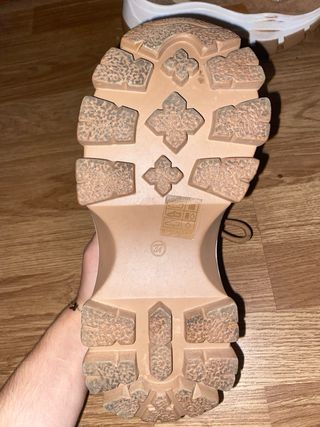 Tenis plataforma marrones