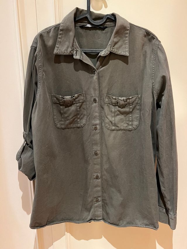 Sobrecamisa Zara verde militar