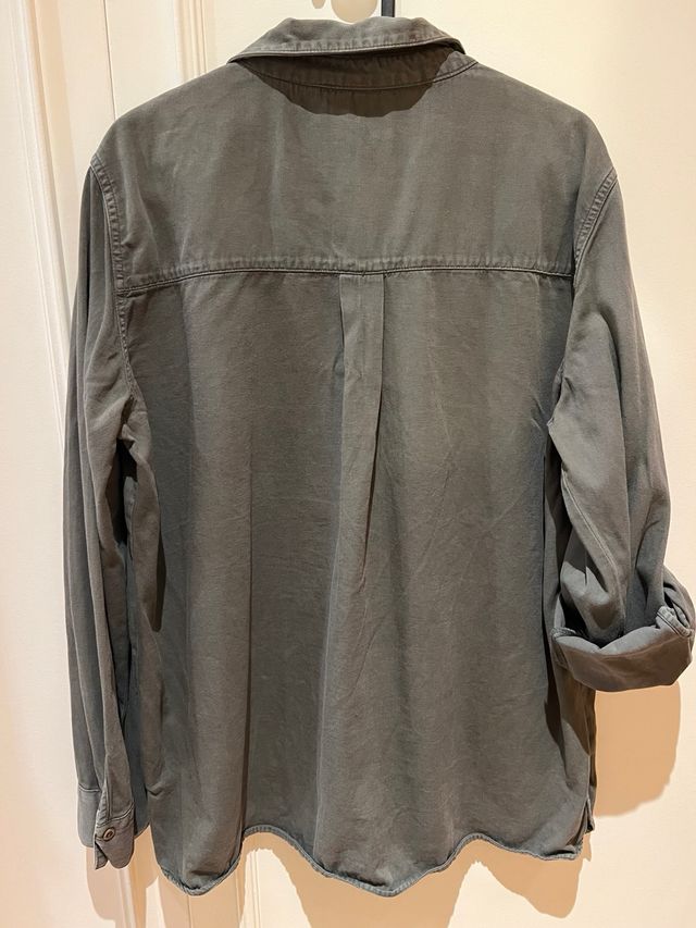 Sobrecamisa Zara verde militar