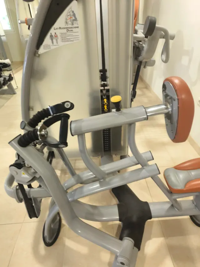 Máquinas gimnasio remo Sportsart