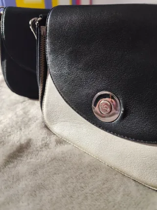 Set borse intercambiabili nero e bianco e marrone.