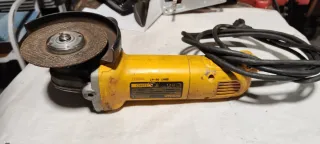 Radial DEWALT