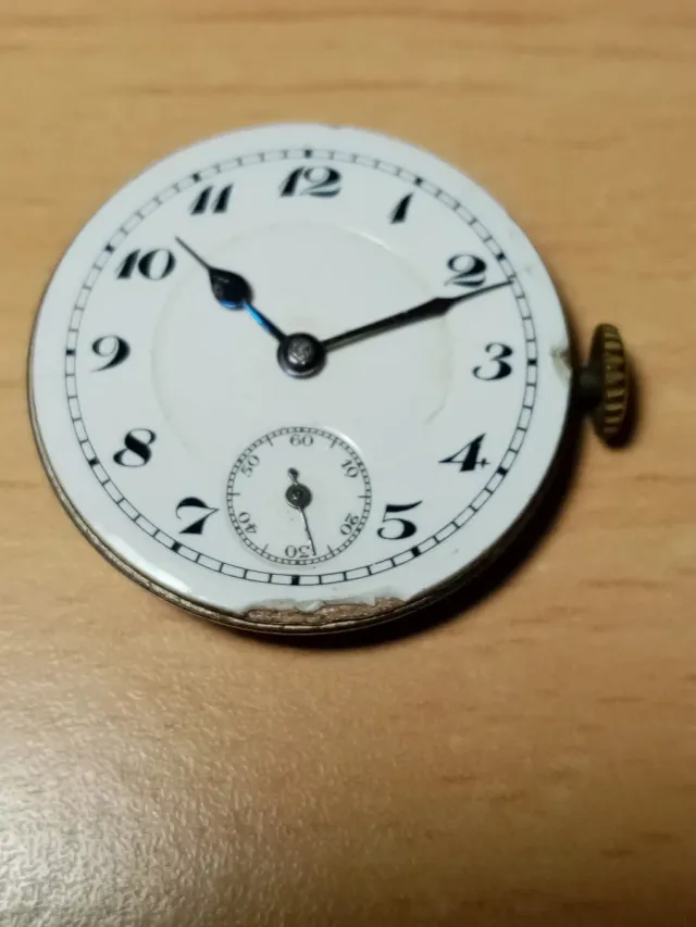 Esfera de reloj con máquina