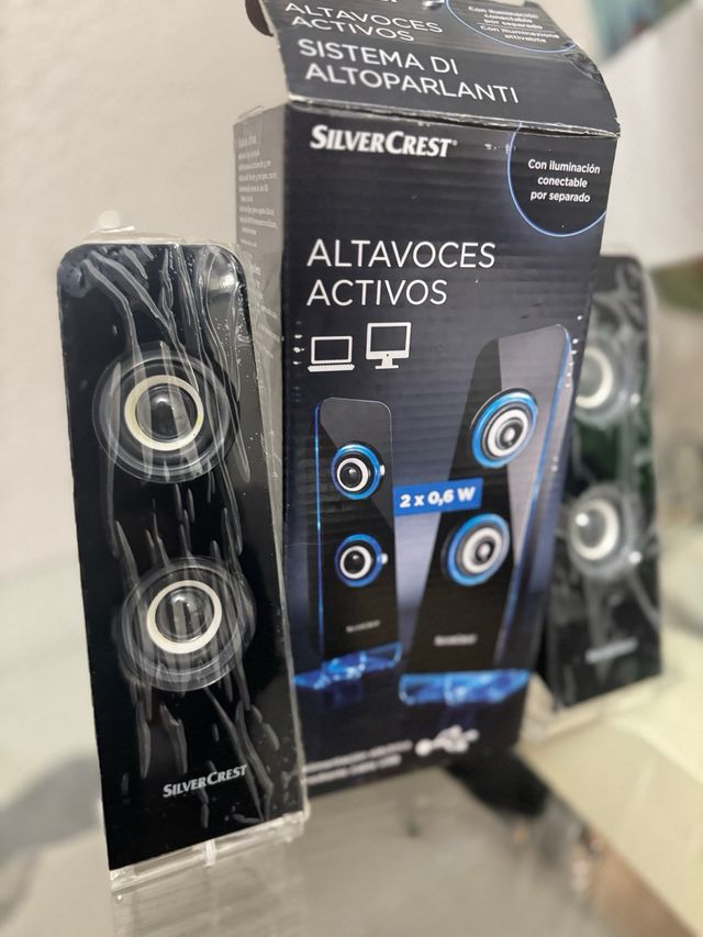Altavoces SilverCrest con Iluminación LED