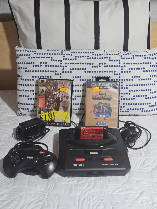 Sega Mega Drive 2 Negra + 3 Juego