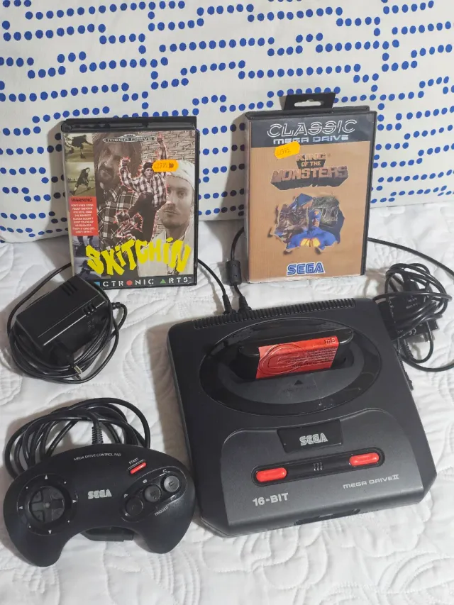 Sega Mega Drive 2 Negra + 3 Juego