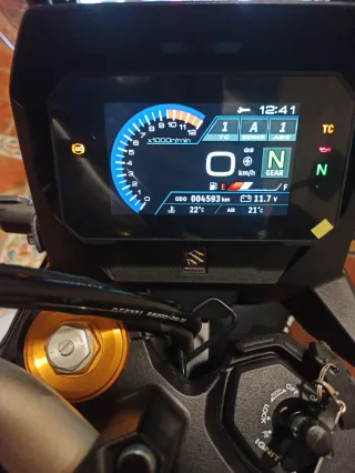 Suzuki V-Strom 800DE de abril del 2024