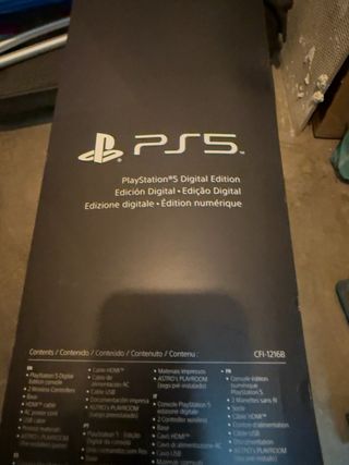 PS5 Digital Edition + 2 Mandos