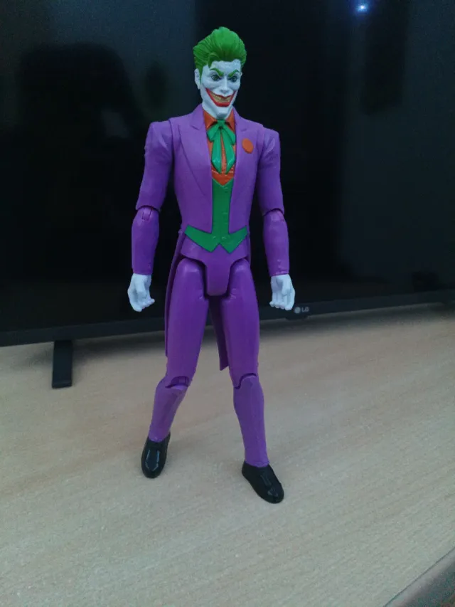 Muñeco Joker Morado Verde con articulaciones