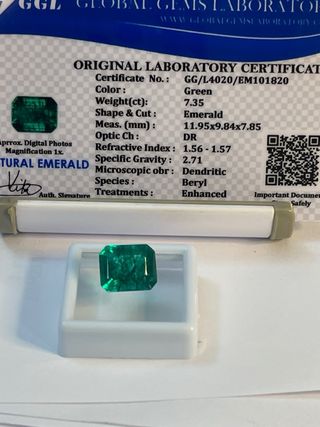 Esmeralda Colombiana 7.35ct Certificada