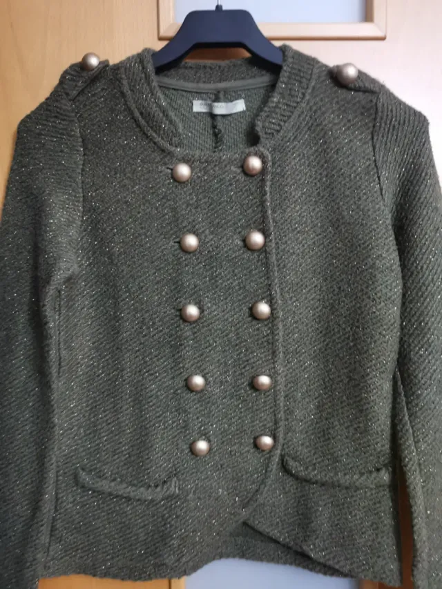 Chaqueta de punto verde militar
