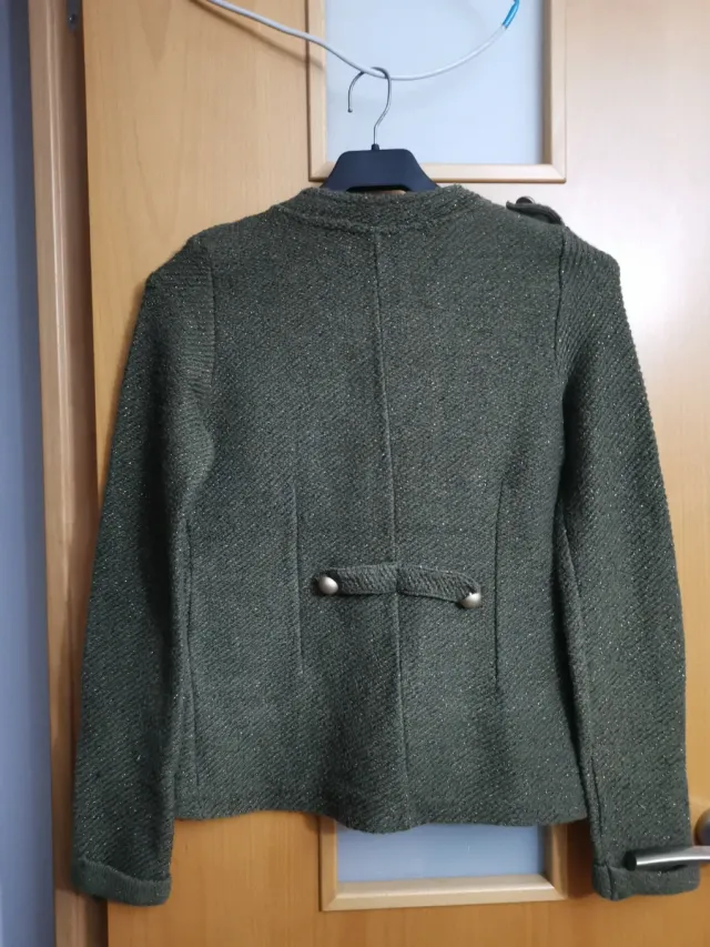 Chaqueta de punto verde militar
