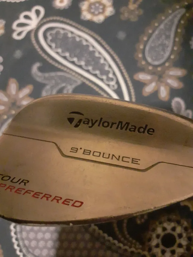 Hierro de Golf TaylorMade 9', 52