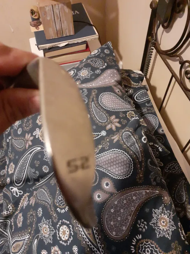 Hierro de Golf TaylorMade 9', 52