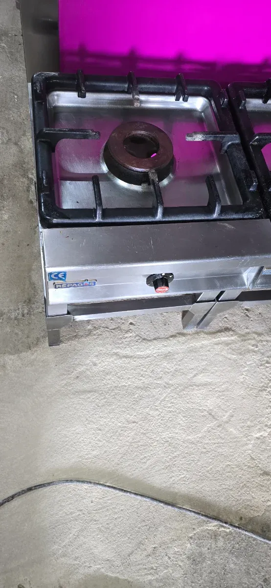 Hornillo a gas Repagas 6 fuegos