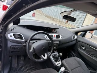 Renault Grand Scenic 2009