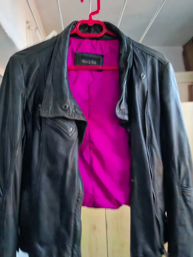 Chaqueta Cuero Massimo Dutti Negra