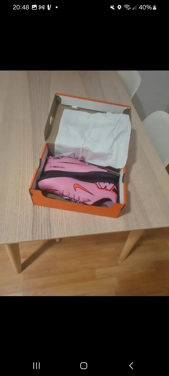 Bambas nuevas con etiqueta nike futbol sala