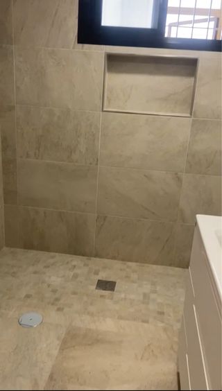 Alicatador y solador profesional