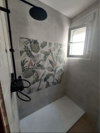 Alicatador y solador profesional