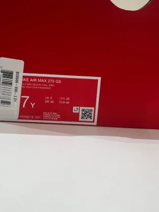 Nike Air Max 270 Gris y Negro