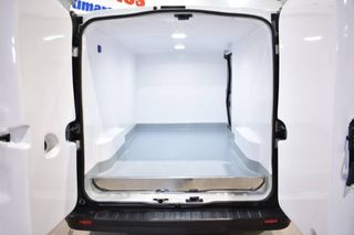 RENAULT TRAFIC FURGÓN IR 3000 KG L2H1 2.0 DCI 130 CV ISOTERMO REFORZADA