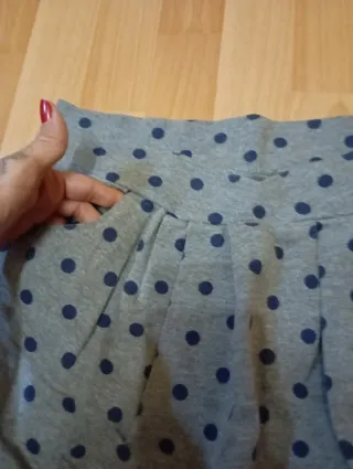 Falda corta lunares Stradivarius