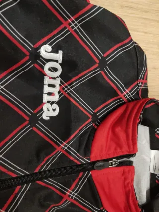 Sudadera Sevilla Joma Rojo y Negro. Vintage