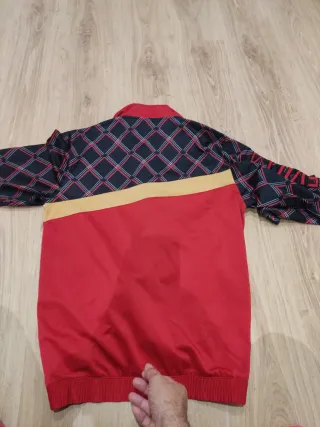 Sudadera Sevilla Joma Rojo y Negro. Vintage