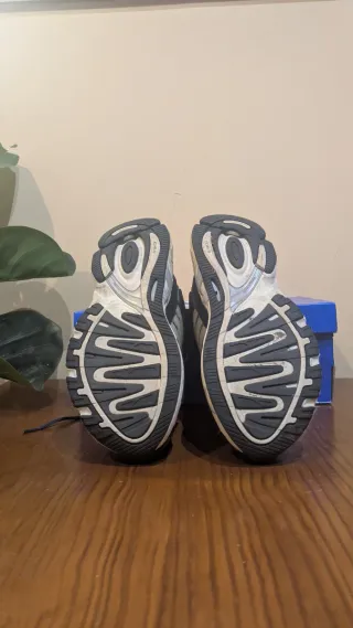 Zapatillas Adidas Response CL Talla 42