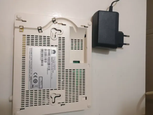 Huawei Echolife HG8240H GPON Terminal