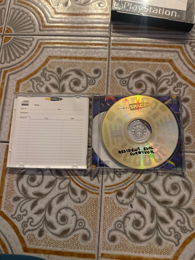 Resident Evil Survivor PS1 PAL