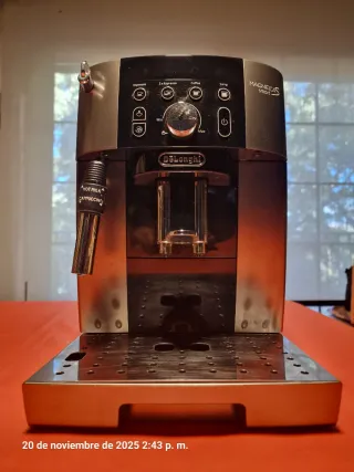 Cafetera DeLonghi Magnifica S Smart