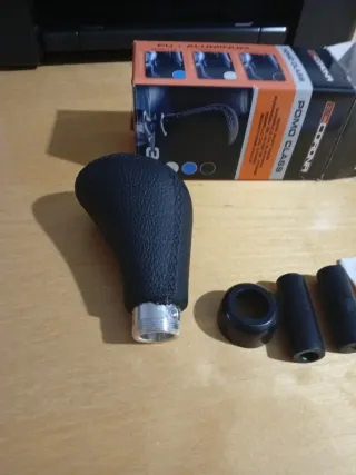 Pomo de cambio universal negro